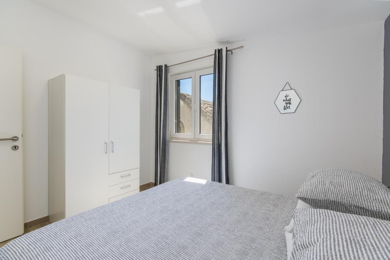 Apartment Finta Rogotin ภายนอก รูปภาพ