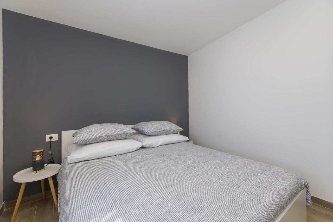 Apartment Finta Rogotin ภายนอก รูปภาพ